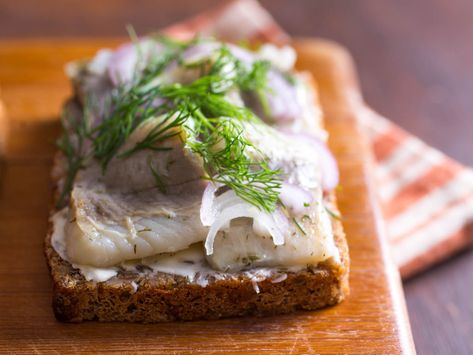 Open Faced Sandwich Recipes, Herring Recipes, Pickled Herring, Nordic Diet, Open Faced Sandwich, Scandinavian Food, Danish Food, Best Sandwich, Serious Eats