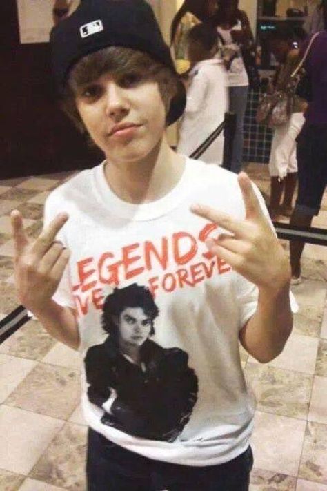 Justin Bieber 2009, Justin Bieber Family, Justin Bieber My World, Justin Bieber Photoshoot, Justin Bieber Funny, Justin Baby, Justin Bieber Posters, Justin Bieber Images, Roblox Account