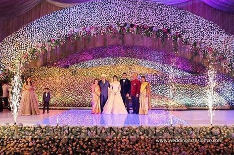 Floral Backdrop Wedding, Indian Wedding Decorations Receptions, Reception Stage, Reception Stage Decor, Night Wedding Decor, Wedding Stage Backdrop, Wedding Stage Decor, Reception Backdrop, Wedding Decor Photos