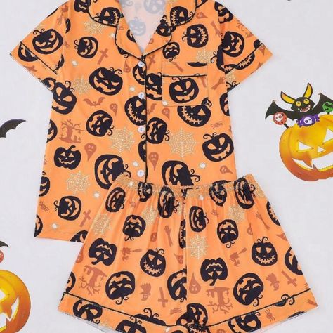 2pcs/Set Cute Halloween Print Women Sleepwear Set - Short Sleeve Turndown Collar Cardigan Top And Elastic Waist Shorts, Casual Pajamas & Loungewear Halloween Pjs, Halloween Pajamas, Plus Lingerie, Satin Sleepwear, Short Loungewear, Soft Pajamas, Satin Pyjama Set, Shorts Casual, Sleepwear Sets