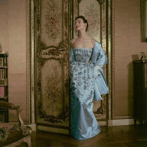 Dior ice-blue satin ball dress and stole, 1952 Photographed at Pavillon Colombe, the Duchesse of Tallyrand's house at St. Brice in France by Frances McLaughlin-Gill. Image by © Condé Nast Archive/Corbis| by skorver1 Christian Dior Gowns, Rock Dress, Dior Dresses, Christian Dior Designer, Dior Gown, Steampunk Couture, Dior Collection, Model Magazine, Dior Dress