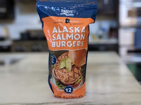 Salmon Patty Meal Ideas, Burger Patty Meal Ideas, Salmon Burger Toppings, Salmon Burgers Recipe, Frozen Fish Recipes, Costco Salmon, Frozen Salmon Recipe, Fish Dishes Recipes, Cook Frozen Salmon