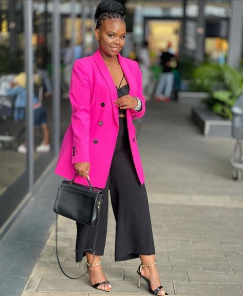 Outfits With Navy Pants, Jumpsuit With Blazer, Work Outfits Fall, Outfits Fall 2023, Cute Professional Outfits, Blazer Outfits Casual, Cute Work Outfits, Blazer Outfits For Women, Dressy Casual Outfits