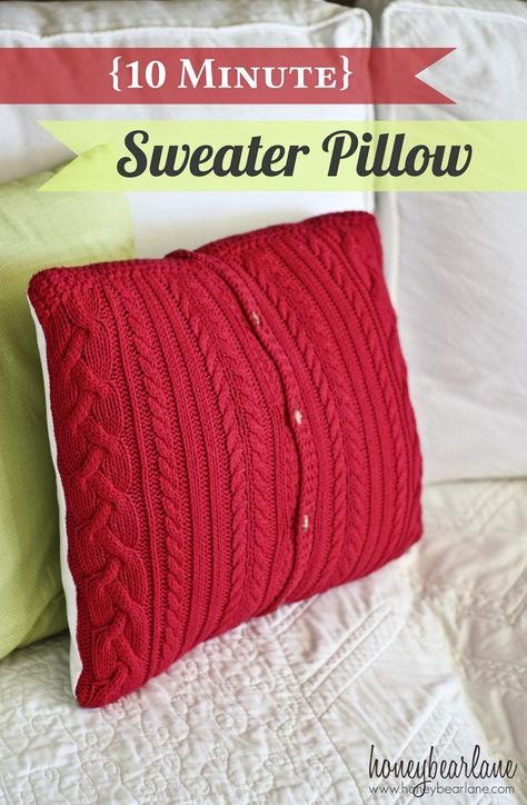 10 MINUTE SWEATER PILLOWS #pillows  #sweaterpillows  #diydecor How To Make A Pillow Out Of A Sweater, Memory Cushions From Jumpers, Pillow Upcycle, Sweater Pillow Covers, How To Make Piping, Pillow Making, Sweater Pillow, Winter Pillows, Recycled Cashmere