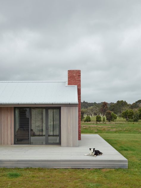 Home Purchase, Roof Lines, The Local Project, Australian Architecture, Roof Structure, Exterior Cladding, Rural Area, Australian Homes, Modern Coastal