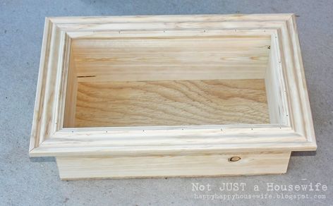 How to build a shadow box | Not JUST A Housewife Imagine Ideas, Shadow Box Shelf, Ladder Shelf Diy, Shadow Box Shelves, Shadow Box Picture Frames, Box Picture Frames, Box Shelf, Memory Boxes, Diy Shadow Box