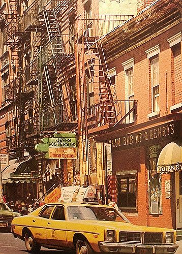 New York City 1970's Greenwich Village | by Photoscream Nyc Vintage, City Scapes, Voyage New York, Fotografi Vintage, Fire Escape, 80s Aesthetic, Greenwich Village, Vintage New York, City Street