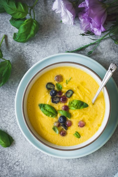 Cantaloupe Gazpacho with Blueberry and Basil+Video - Le Petit Eats Cantaloupe Gazpacho, Cucumber Gazpacho, Cantaloupe Recipes, Sweet Potato Toppings, Vegan Overnight Oats, Cool As A Cucumber, Plant Based Soups, Healthy Protein Meals, Fresh Cucumber