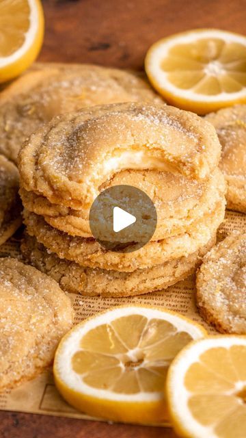 Levain Lemon Cookie Recipe, Crumbl Lemon Cheesecake Cookies, Crumbl Cookies Lemon, Crumbl Cookie Lemon, Lemon Glaze Crumbl Cookie, Lemon Cheesecake Cookies, Lemon Cheesecake Filling, Chewy Lemon Cookies, Cookies To Bake