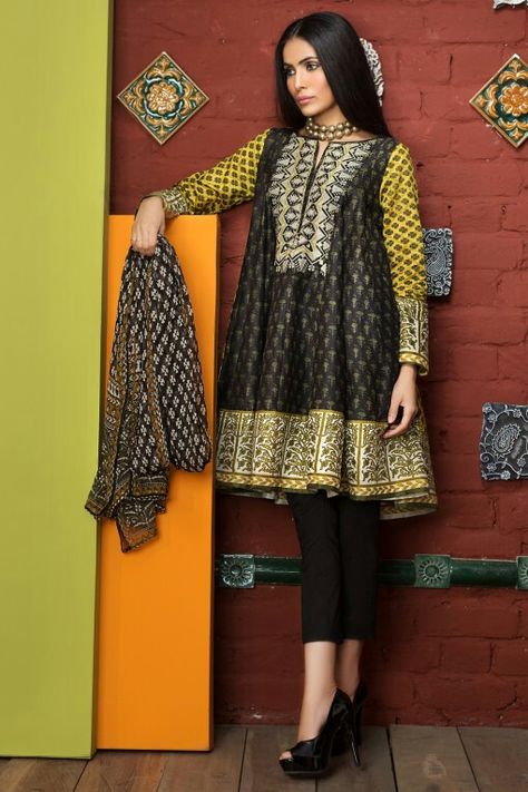 Khadi 2017 kurti Kids Frocks Design Cotton, Design Kurti, Sana Javed, Eid Dress, Frocks Design, Pakistani Couture, Kids Frocks Design, Gaun Fashion, Salwar Kamiz