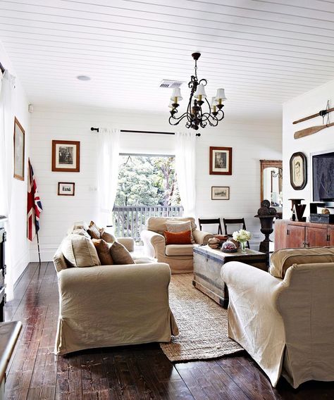 Australian Country Style, English Country Decor Bedroom, Cottage Style Bedroom, Country Style Living Room, Australian Country, Country Style Interiors, Country Interior Design, Homes To Love, Modern Country Style