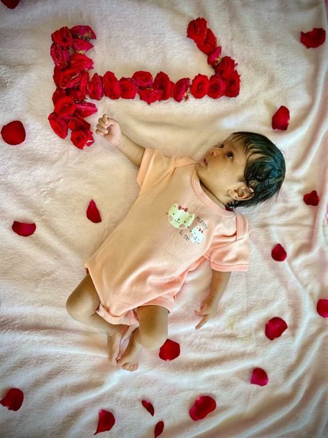 1st Month Baby Girl Shoot, 1 Month Baby Girl Photoshooting Ideas, 1st Month Photoshoot Ideas At Home, 1month Baby Photo Shoot At Home, 1 Month Baby Shoot, 1 Month Baby Picture Ideas Boy, Baby Photoshoot Ideas 1 Month, 1st Month Baby Pictures Ideas Boy, 1 Month Baby Boy Photoshoot