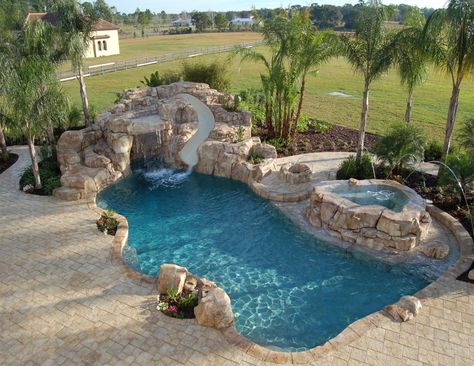 Ideas De Piscina, Kleiner Pool Design, Kolam Air, Dream Backyard Pool, Pools Backyard Inground, Luxury Swimming Pools, Small Swimming Pools, Hot Tub Backyard, Small Pool Design