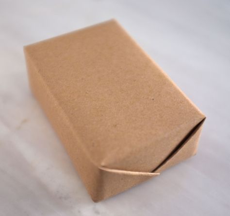 This might just be the best solution for soap packaging. Add a ribbon and a sticker and what more do you need. I'm doing this! Wrapping Soap Ideas, Ideas How To Wrap Homemade Soap Bars, Wrap Soap Ideas, How To Wrap Soap For Gifts, Tapeless Gift Wrapping, How To Wrap Soap, Wrapping Without Tape Gifts, Craft Paper Packaging, Homemade Packaging