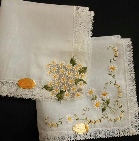 Embroidery Hankies, Handkerchief Embroidery, Lace Beadwork, Baby Dress Embroidery, Embroidery Napkins, Handmade Journals Diy, Daisy Embroidery, Simple Hand Embroidery Patterns, Lace Pillow