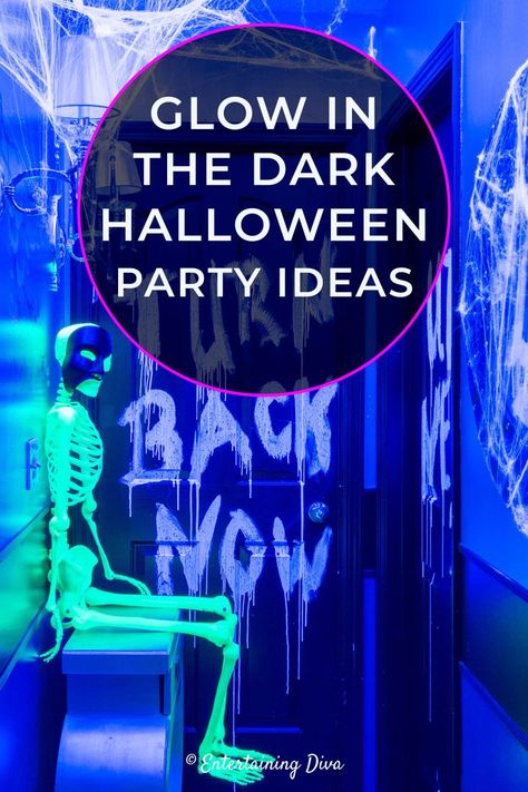 These DIY glow in the dark party ideas for Halloween are awesome! I can't wait to create the haunted house for my Halloween party and be able to write on the walls. #halloweenobsession #halloween #diyhalloween #halloweendecor Black Light Halloween Decorations, Black Light Halloween, Dark Halloween Party, Diy Black Light, Diy Glow In The Dark, Adult Halloween Party Decorations, Glow Halloween, Halloween Haunted House Decorations, Glow In The Dark Party