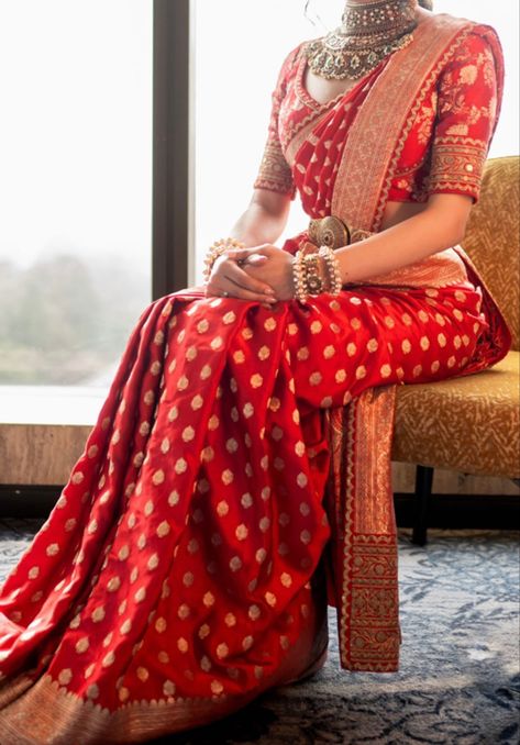 Indian Bride Saree, Sabyasachi Saree, South Indian Wedding Saree, South Indian Bride Saree, Bride Saree, Sabyasachi Sarees, Bridal Sarees South Indian, Toxic Love, Indian Bridal Sarees