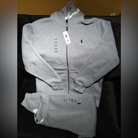 Tracksuit Baddie, Polo Sweatsuit, Polo Sweat Suits, Polo Tracksuit, Sweat Suits Outfits, Grey Sweatsuit, Fire Clothes, Champion Clothing, Polo Outfit