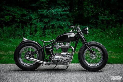 Triumph Bobber Custom, Triumph Chopper, Bobber Harley, Bike Collection, Bobber Style, Triumph Motorcycle, Triumph Bikes, Triumph Bobber, Bobber Bikes