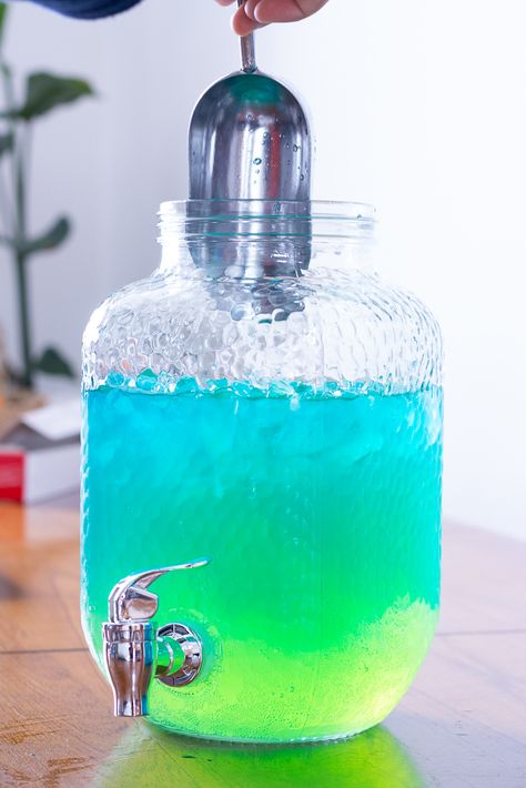 Slurp Juice, Happy 11th Birthday, Fortnite Party, Fortnite Birthday, Pool Birthday, Themed Drinks, 9th Birthday Parties, Kids Birthday Themes, 13th Birthday Parties