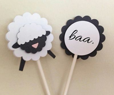 Ramadan/eid - bizzymum Aid Adha, Craft Ideas For Preschoolers, Lamb Cupcakes, Sheep Craft, Sheep Mobile, Diy Eid Gifts, Q Tips, Craft Ideas Paper, Ideas For Preschoolers