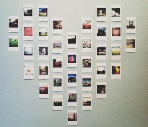 Instax Wall, Polaroid Room, Instax Mini Ideas, Instax Mini Photos, Polaroid Instax Mini, Polaroid Display, Analog Photo, Polaroid Aesthetic, Polaroid Instax