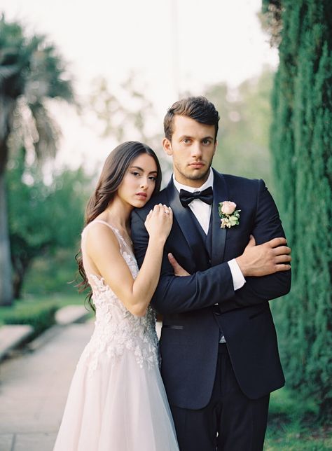 bride and groom  from Redlands CA Wedding Inspiration Pose Wedding, Wedding Parties Pictures, Marriage Ideas, Bride Photos, Elegant Wedding Inspiration, Trendy Bride, Wedding Photography Bride, Pre Wedding Poses, Wedding Picture Poses