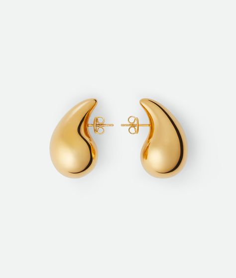 Bottega Veneta® Women's Small Drop Earrings in Yellow gold. Shop online now. Handcrafted Leather Wallet, Large Drop Earrings, Small Drop Earrings, Gold Shop, Large Earrings, Wallet Accessories, Small Earrings, Accessories Necklace, Teardrop Earrings