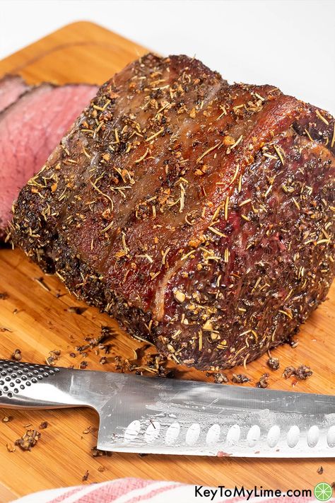 Learn how to easily make the best bottom round roast recipe. This tender rump roast makes a great Sunday roast for family dinners, and the leftovers are perfect for roast beef sandwiches. KeyToMyLime.com Tender Rump Roast, Round Roast Recipe, Venison Tenderloin Recipes, Bottom Round Roast Recipes, Bottom Round Roast, Pot Roasts, Perfect Roast Beef, Venison Tenderloin, Rump Roast