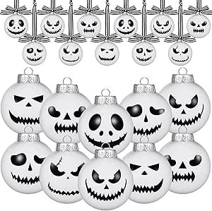 Night Before Christmas Tree, Halloween Tree Decorations, Christmas Tree Party, Decorations For Halloween, Halloween Christmas Tree, Light Bulb Ornaments, Ghost Design, Halloween Trees, Halloween Ornaments