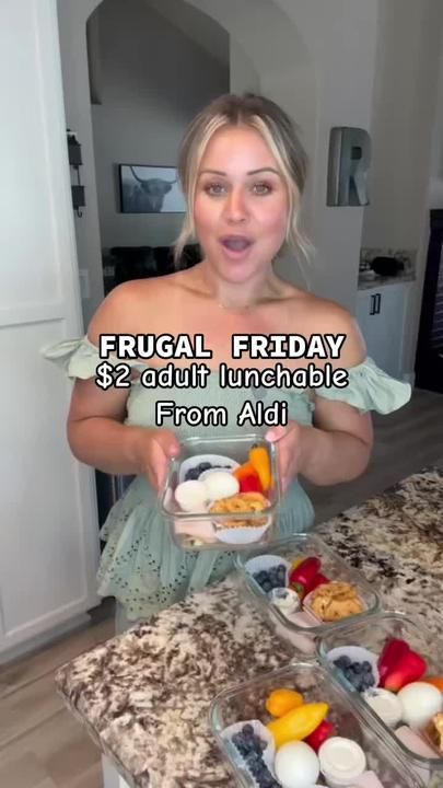 Adult Protein Lunchables, Cheap Healthy Aldi Meals, Keto Lunchables For Adults, High Protein Lunchables For Adults, High Protein Adult Lunchables, Adult Snack Ideas, Healthy Adult Lunchables, Adult Lunchables Healthy, Lunchables For Adults