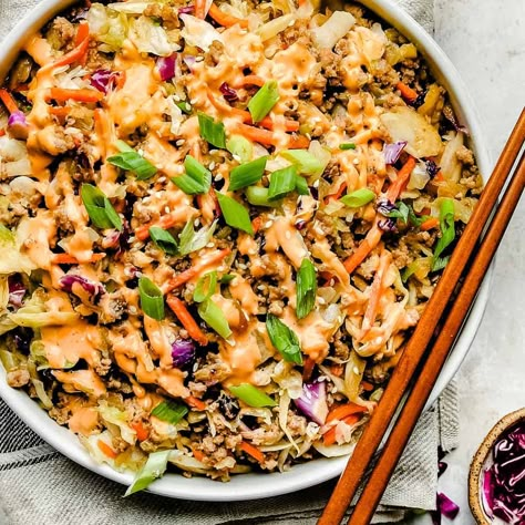 Fried Rice Aesthetic, Inside Out Egg Roll, Egg Fried Rice Recipe Easy, Rice Aesthetic, Fried Rice Egg, Easy Egg Fried Rice, Rice Recipe Easy, Egg Fried Rice Recipe, Fried Rice Recipe Easy