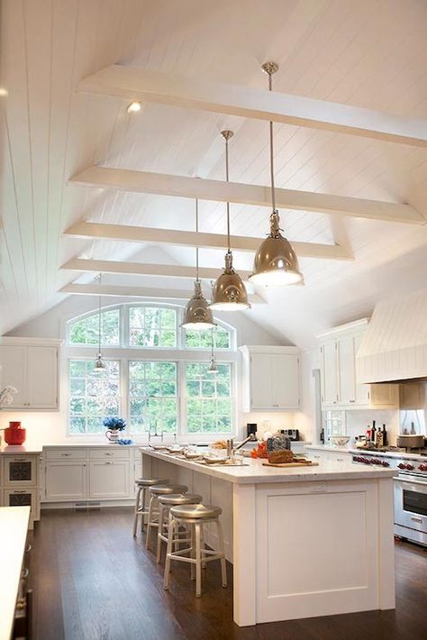 Beams Ceiling Lighting, Vaulted Kitchen, Beams Ceiling, Vaulted Ceiling Ideas, Kitchen Open Concept, Kitchen With High Ceilings, Kitchen Credenza, Vaulted Ceiling Lighting, Exposed Beams Ceiling