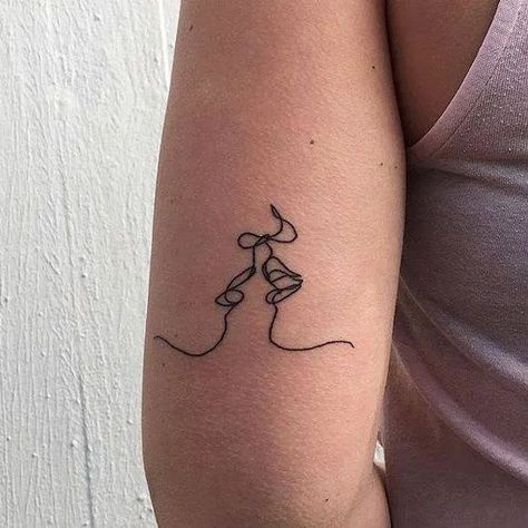 10 Minimalist Tattoo Designs For Your First Tattoo - Society19 UK Kiss Tattoos, One Line Tattoo, Tattoo Diy, Single Line Tattoo, Shape Tattoo, Inspiration Tattoos, Cat Tattoos, Disney Tattoo, Tiny Tattoo