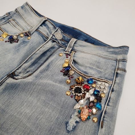 Jeweled Jeans, Bedazzled Jeans, Mood Sewciety, Embellished Clothing, Timeless Luxury, Denim Crafts, Denim Diy, Embellished Denim, Embellished Jeans