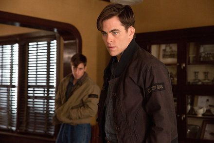 Review: The Finest Hours Stars Chris Pine Leading a Mission Against All Odds Finest Hours Movie, The Finest Hours, Casey Affleck, Movies 2016, Chris Pine, Classic Films, New Movies, Good Movies, Actors & Actresses