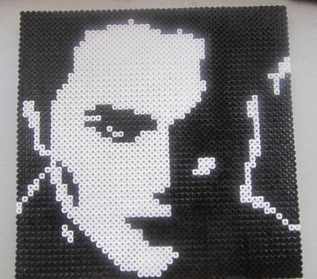 Edward Cullen Twilight Awesome Made With Perlet by GiacomoDesigns, $16.00 Edward Cullen Twilight, Bracelet Stuff, Bobble Crochet, Twilight Edward, Perler Crafts, Diy Perler Bead Crafts, Pixel Art Grid, Tapestry Crochet Patterns, Diy Perler Beads