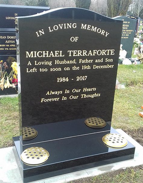 Diy Headstone, Monument Ideas, Grave Plaques, Headstone Inscriptions, Granite Memorial, Grave Headstones, Cleaning Checklist Template, Tombstone Designs, Granite Headstones