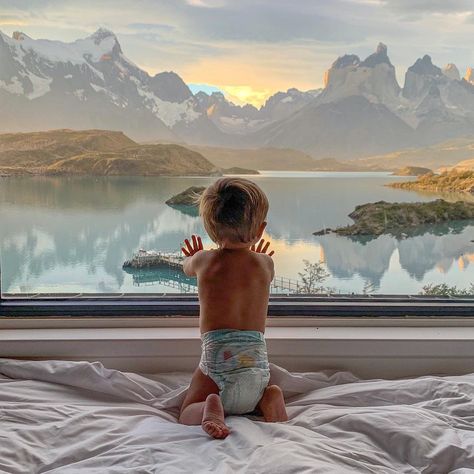 Dream Life Aesthetic Family Travel, Travel Family Aesthetic, Young Family Goals, Family Travel Aesthetic, Family Vacation Aesthetic, Family Time Aesthetic, Travel Family Photography, The Bucket List Family, South America Flag