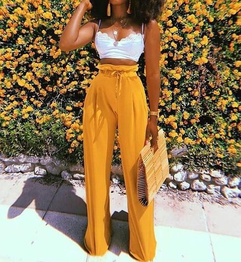 4d6e4749289c4ec58c0063a90deb3964desc39141853ri Rocker Girl, Afrikaanse Mode, Chique Outfits, Yellow Pants, Brunch Outfit, Maxi Skirts, Outfits Casuales, Birthday Outfit, Look Fashion