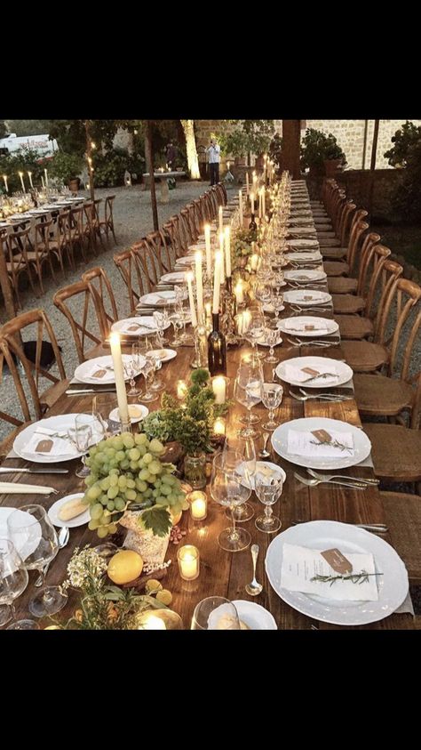 Vineyard Table Setting, Grape Centerpiece Wedding, Grapes Centerpiece Wedding, Grape Centerpiece Ideas, Grapes Wedding Decor, Grape Table Decor, Grapes Table Decor, Grape Tablescape, Grape Wedding Theme