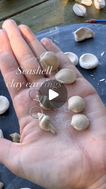 Pottery Cute, Ceramic Seashell, Seashell Earrings, Ceramic Earrings, Ceramic Earring, Earring Ideas, Ceramic Jewelry, Pottery Studio, Jewelry Ideas