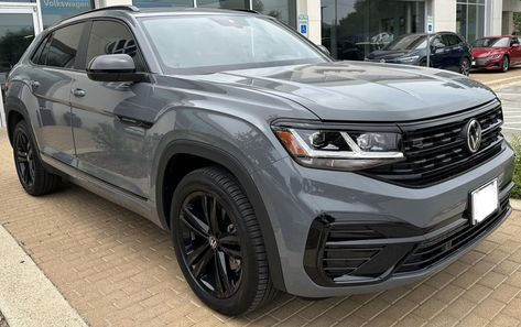 Volkswagen Atlas Cross Sport, Atlas Cross Sport, Volkswagen Atlas, Midnight Club, Black Suit Men, Future Cars, Suit Men, Black Rims, Manifestation Board