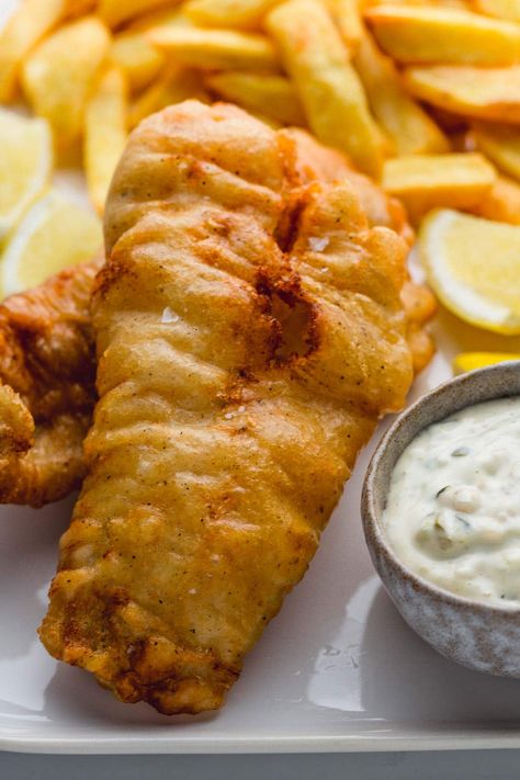 Battered Salmon, Beer Batter Recipe, Beer Battered Fish Recipes, Fried Catfish Recipes, Fish Batter, Fish Batter Recipe, Fry Fish, Sunny Kitchen, Beer Battered Fish