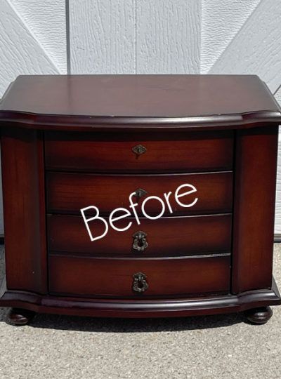 Refinishing Jewelry Boxes, Redone Jewelry Boxes, Jewelry Box Makeover Diy Ideas, Refinished Jewelry Boxes, Jewelry Cabinet Makeover, Vintage Jewelry Box Makeover, Thrift Store Jewelry, Jewelry Armoire Makeover, Painted Bookcase