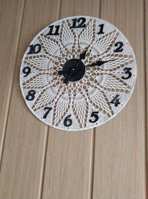 Macrame Patterns Wall Clocks, Macrame Patterns Tutorials Wall Clocks, Macrame Clock, Crochet Clock Wall, Clock Dot Mandala, Blanket Rug, Clock Design Ideas, Crochet Cushion Pattern, Macrame Wall Hanging Tutorial