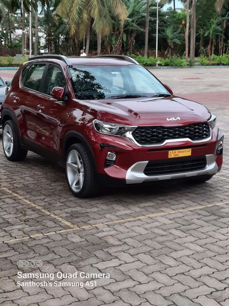 #indiancars #mongatyres #underground_car_mlore #kia #kiasonet #kiaseltos #carporn #car #platiindia #carporn #continental #modifiedcars #18inchwheels #indiancars #kiasonetlovers Kia Sonet, Luxury Car Brands, Car Cleaning Hacks, Car Inspiration, Suv Cars, Classy Cars, Expensive Cars, Premium Cars, Car Brands