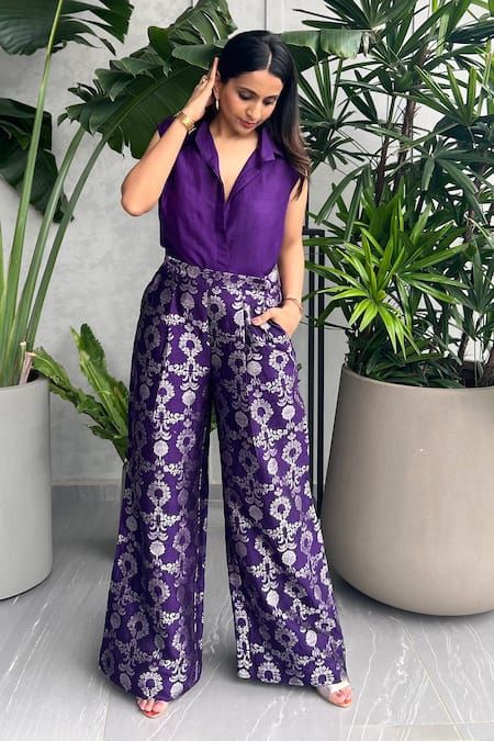 Buy Purple Silk Woven Floral Spread Collar Shirt And Brocade Pant For Women by Sobariko Online at Aza Fashions. Brocade Pants, Lavender Outfit, Indian Dress Up, Long Blouse Designs, Function Dresses, Simple Lehenga, Trendy Outfits Indian, Diwali Outfits, Bengali Bride