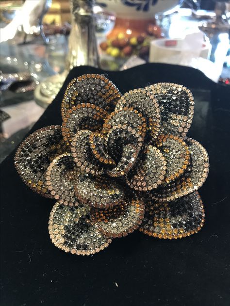 3d Sequin Embroidery, Zardosi 3d Rose Design, 3d Sequin Flower Embroidery, Luxury Flower-shaped Brooch For Formal Occasions, Luxury Formal Flower-shaped Brooches, Embroidery Fashion Detail, Making Fabric Flowers, Fabric Embellishment, Couture Sewing Techniques