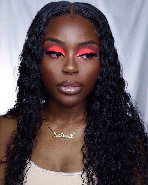 ColourPop Cosmetics on Instagram: “eye's poppin 💞 wearing: no filter concealer in “Fair 00” as a white eyeshadow base  perfect to help colors show brighter on the eyes!  -…” Brown Girls Makeup, Skin Face Mask, White Eyeshadow, Cute Eye Makeup, Eyeshadow Base, Black Women Makeup, Skin Prep, Dark Skin Makeup, Dark Skin Women